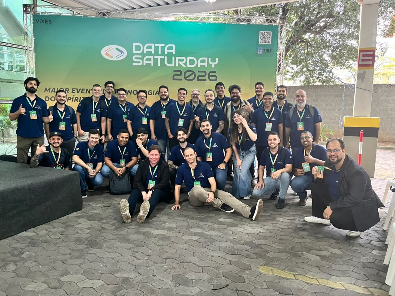Palestrantes e voluntários do TIES no Data Saturday 2026